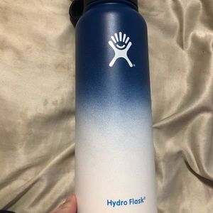 BRAND NEW 40 oz. Hydroflask